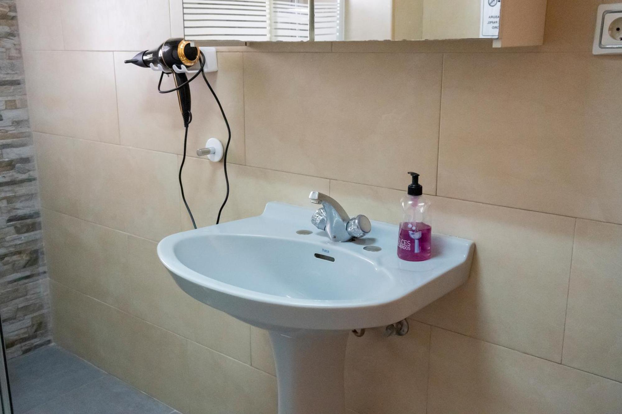 Habitacion Doble En La Victoria Malaga Ngoại thất bức ảnh